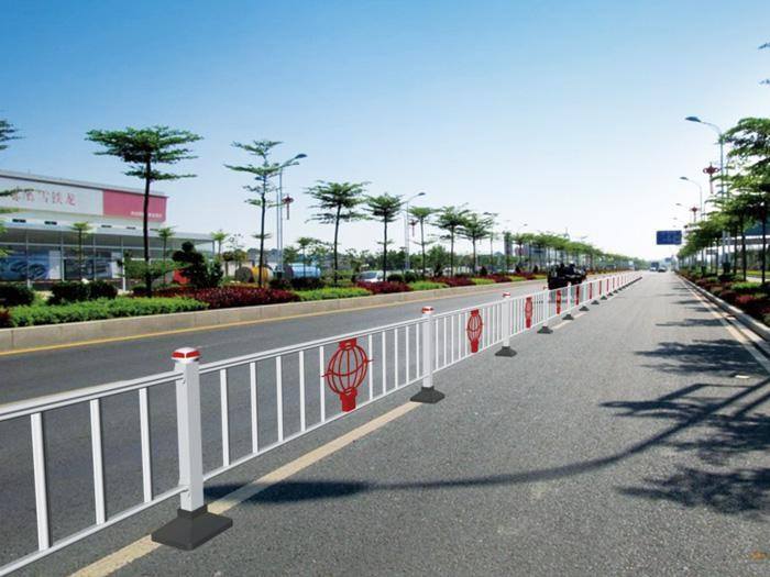 市政鋅鋼護欄,市政道路護欄批發(fā),市政道路欄桿